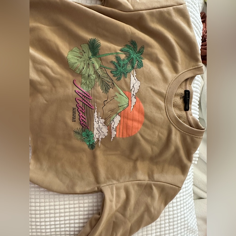 long sleeve cropped crew neck